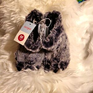 Little boys cat &jack house shoes,  sz.7/8